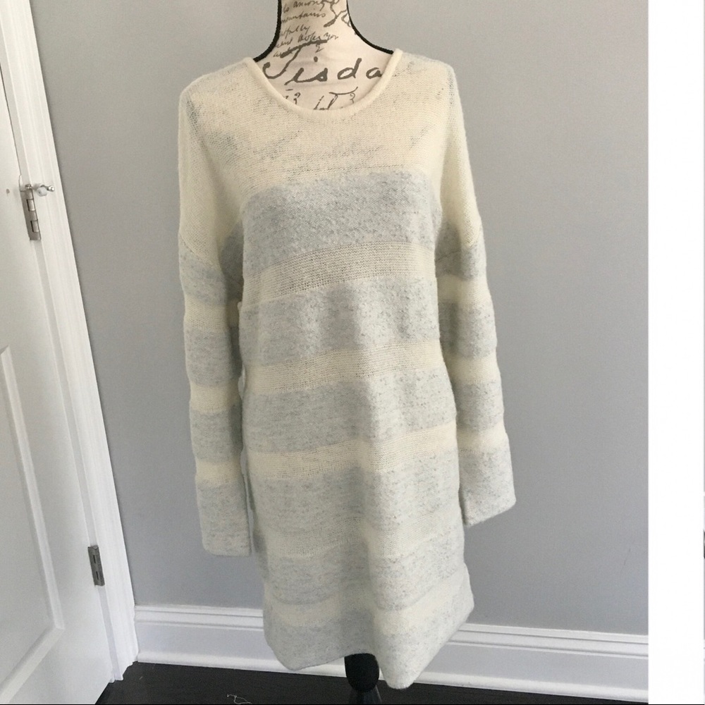 Something Navy Metallic Striped Oversized Sweater Dress - Picture 15 of 16